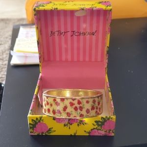 Betsey Johnson bangle bracelet
